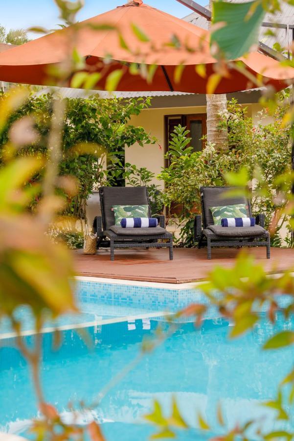Mangoes Resort (Adults Only) Port Vila Exterior foto