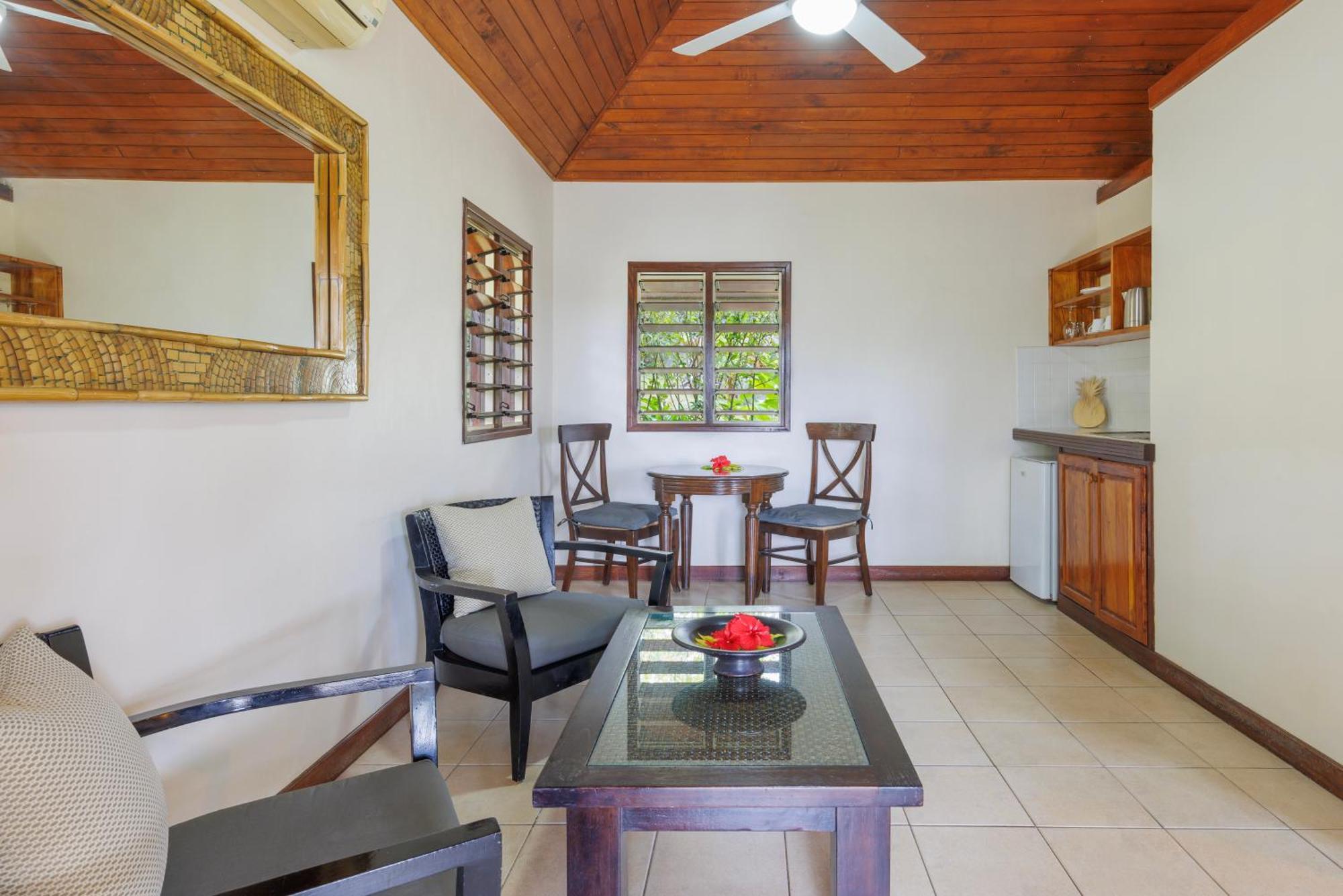 Mangoes Resort (Adults Only) Port Vila Exterior foto