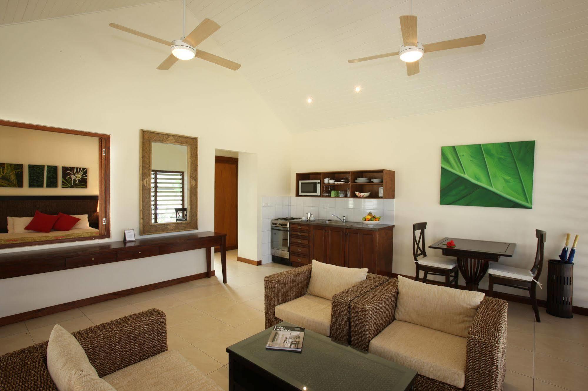 Mangoes Resort (Adults Only) Port Vila Exterior foto