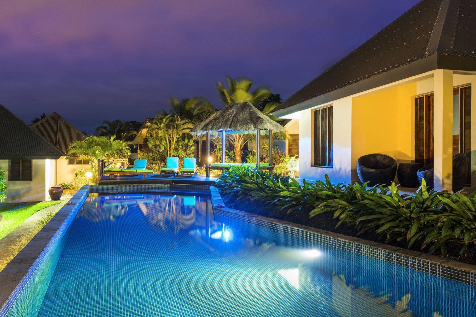 Mangoes Resort (Adults Only) Port Vila Exterior foto